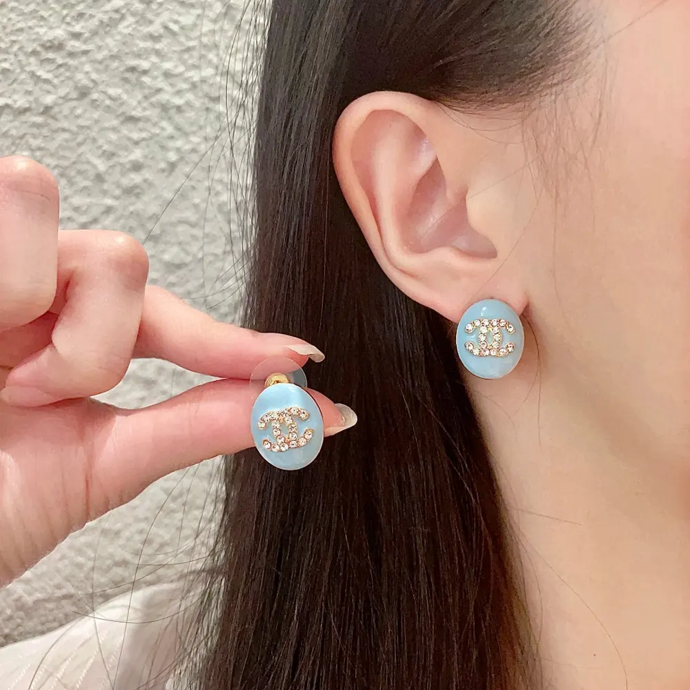 Second-hand Chanel earrings