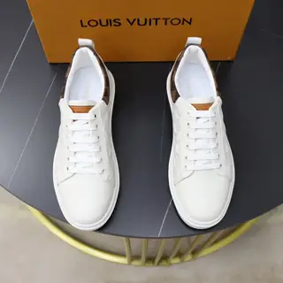 Louis Vuitton men’s business fashion casual sneakers