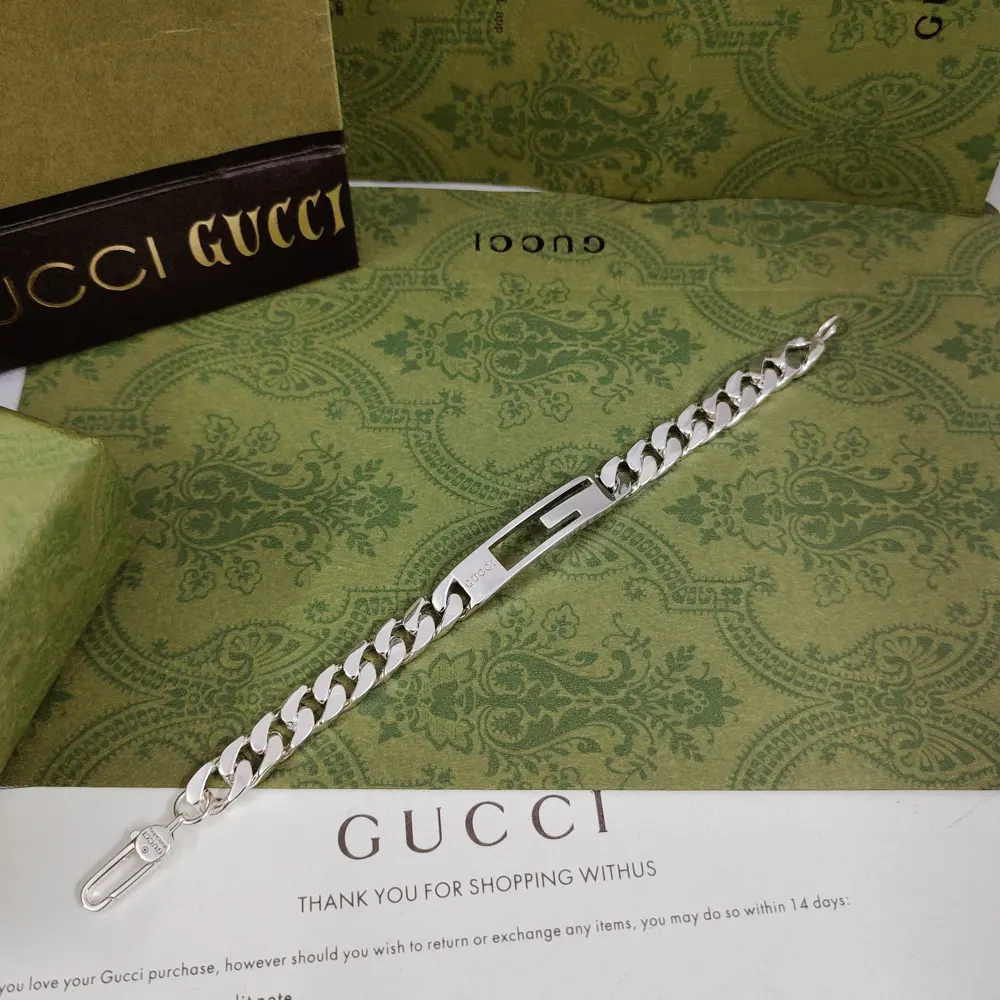 GUcci interlocking bracelet