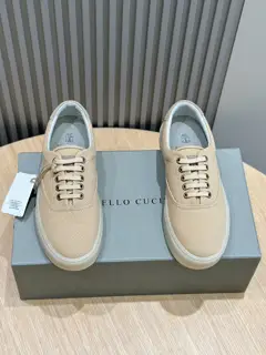 Brunello Cucinelli men’s sports shoes. This pair of flat sports shoes