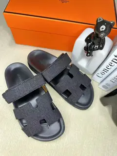 Hermès new oran cowhide H slippers. Paris original flyback mold perfect creation of the