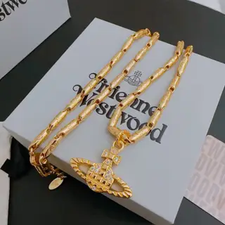 Vivienne Westwood Classic Large Saturn Necklace