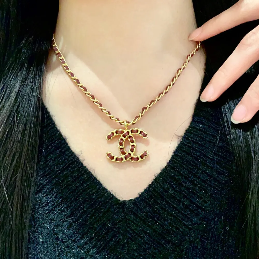 Chanel vintage necklace