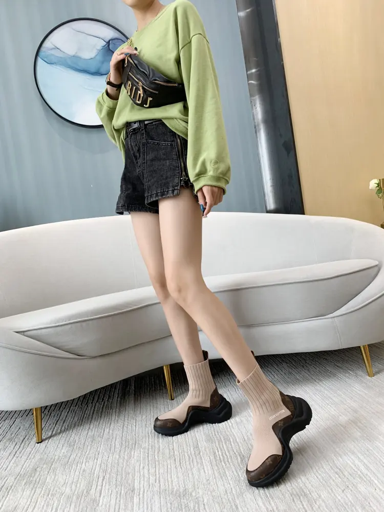 Louis Vuitton Fabric: Environmentally friendly PVC wool stitching Outsole: TPU