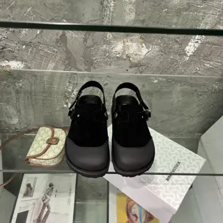 Birkenstock x Dior global limited edition joint model I was attracted by the joint model of