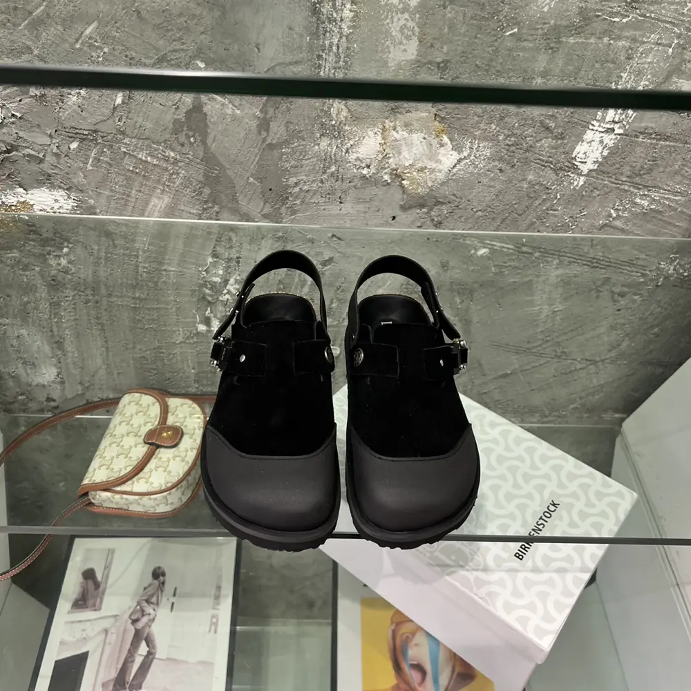 Birkenstock x Dior global limited edition joint model I was attracted by the joint model of