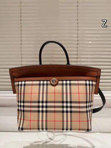 Burberry Tote