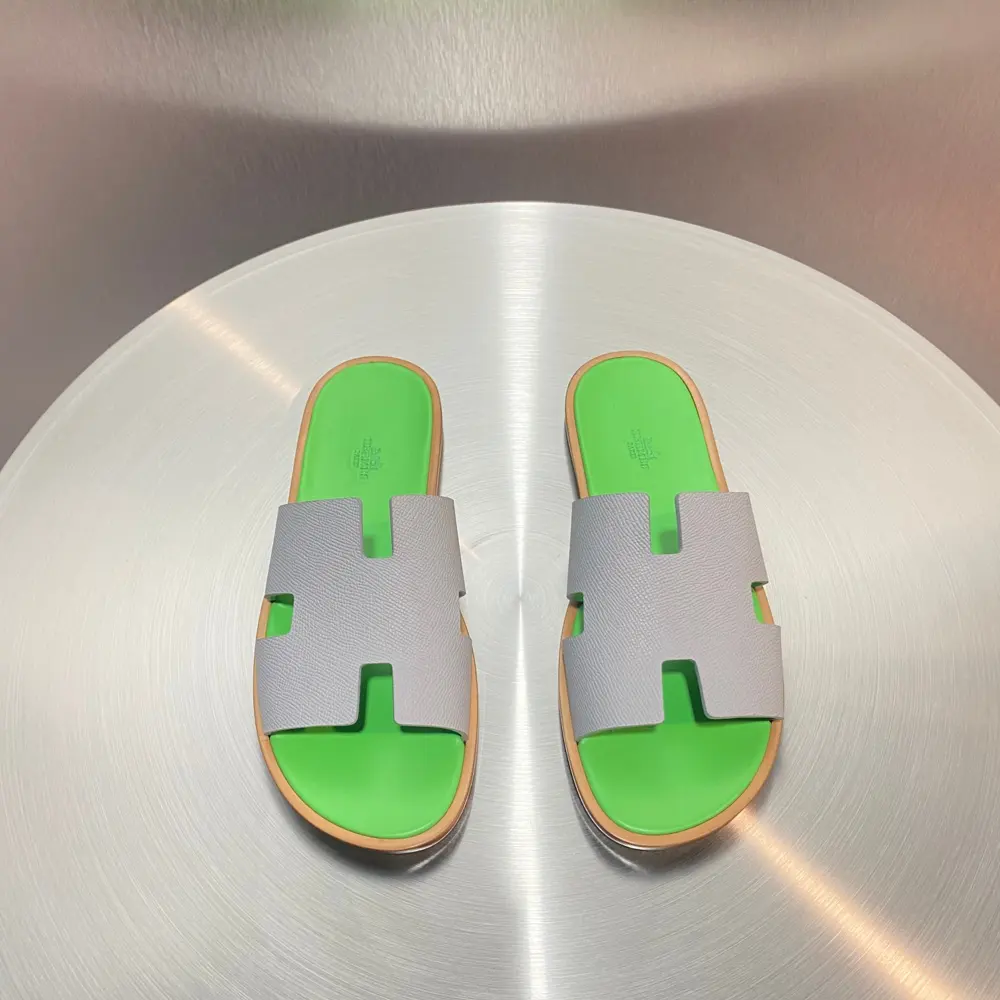 Hermès Classic H Slippers ~ High-end men’s sandals• beach shoes slippers ~ counter