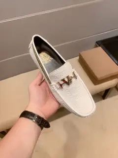 Versace Imported fetal cowhide from Spain