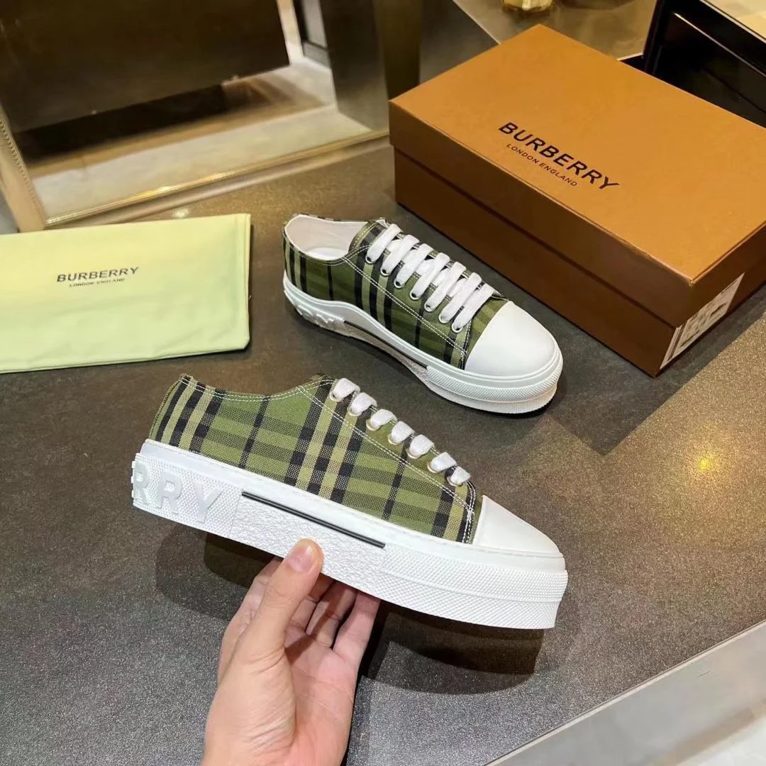 BURBERRY Retro plaid cotton sneakers