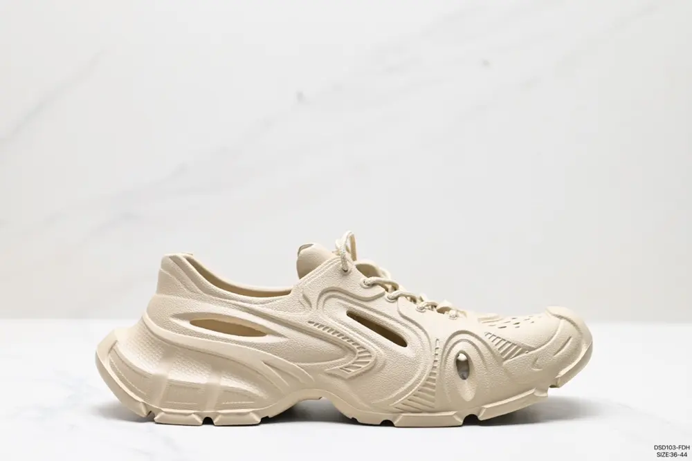 BALENCIAGA Shoes 702416