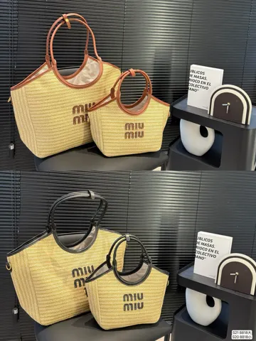 MiuMiu Hobo