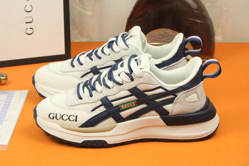 Gucci casual shoes. The upper
