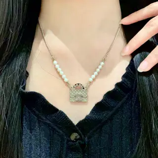 Chanel vintage necklace