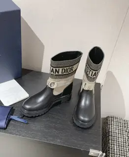 Dior autumn and winter classic knight boots one-step Martin boots