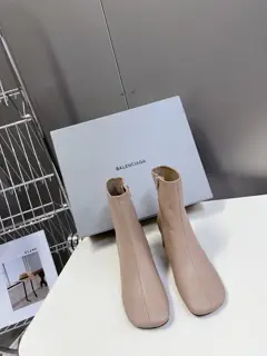 Balenciaga catwalk boots