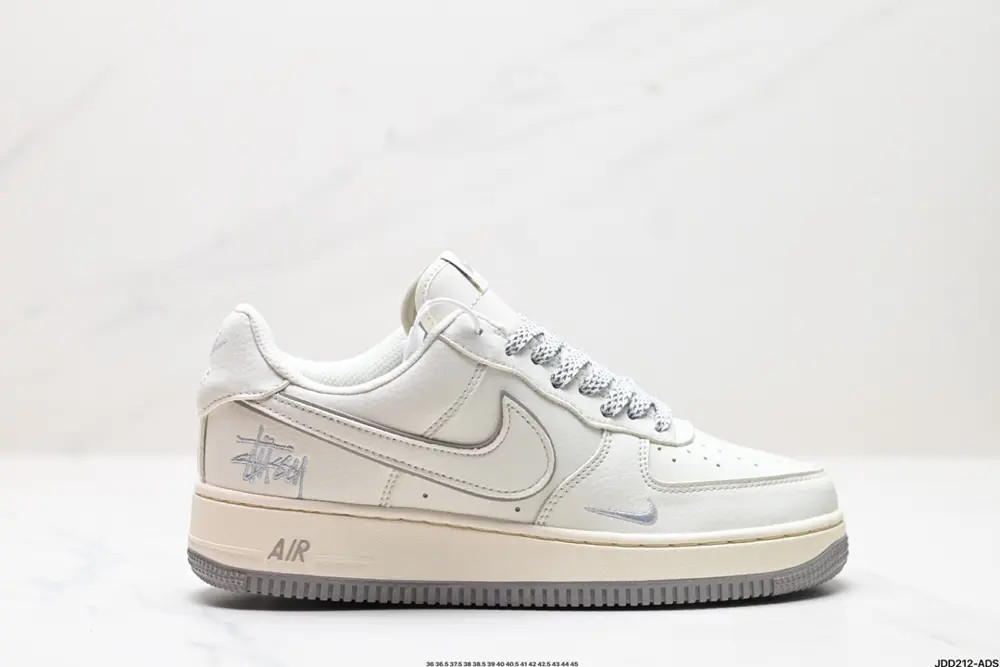 Nike AIR FORCE 1’07 low-top versatile casual sports sneakers. Soft and elastic cushioning BF5950-103