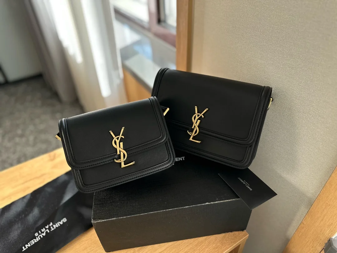 Yves Saint Laurent Bag