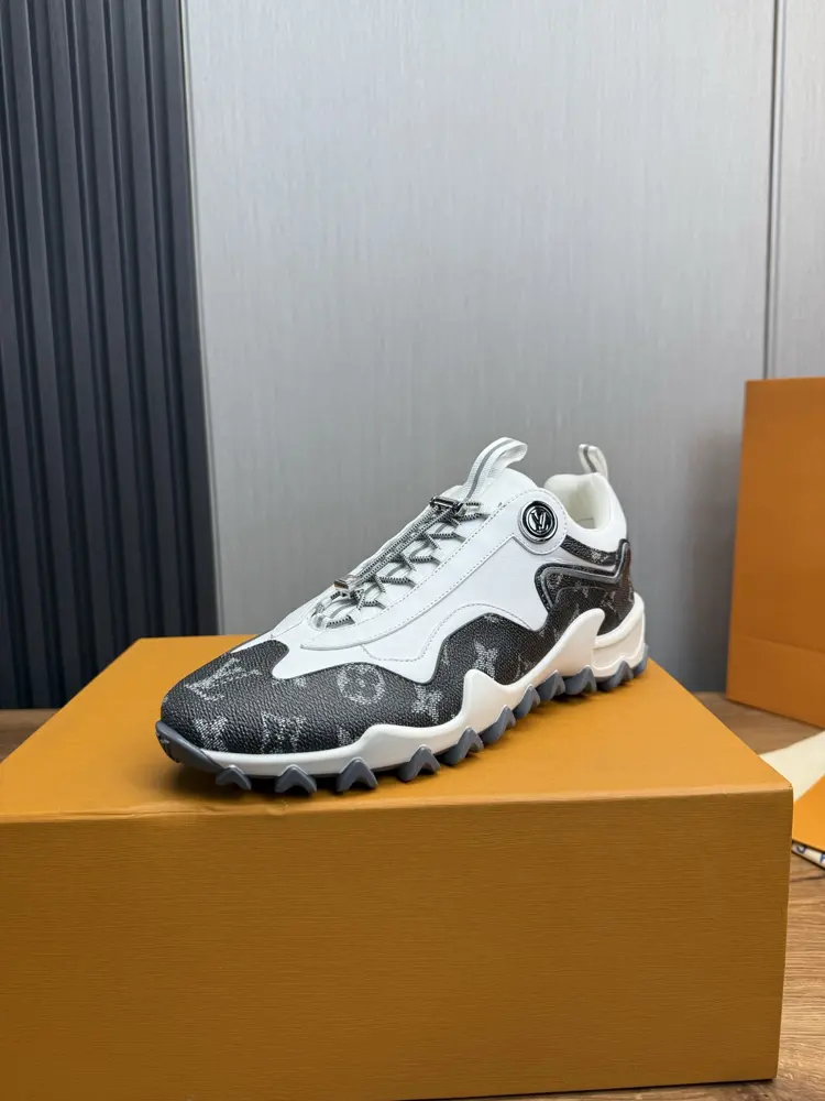 Louis Vuitton RUSH series outdoor leisure sports shoes jogging shoes