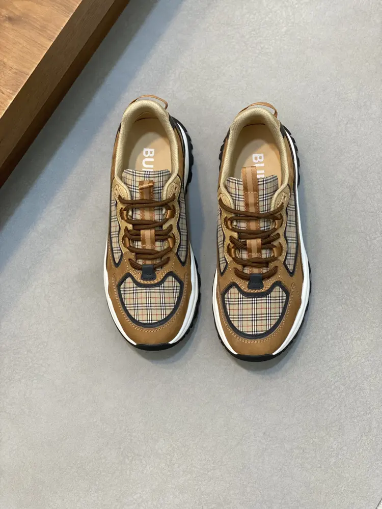 Burberry classic low-top thick-soled sneakers