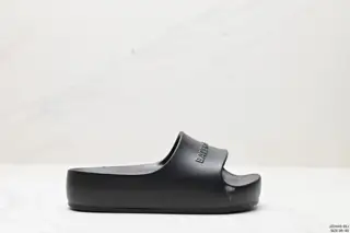 BALENCIAGA CHUNKY Slide Sandals Slide sandals with molded rubber footbed and debossed