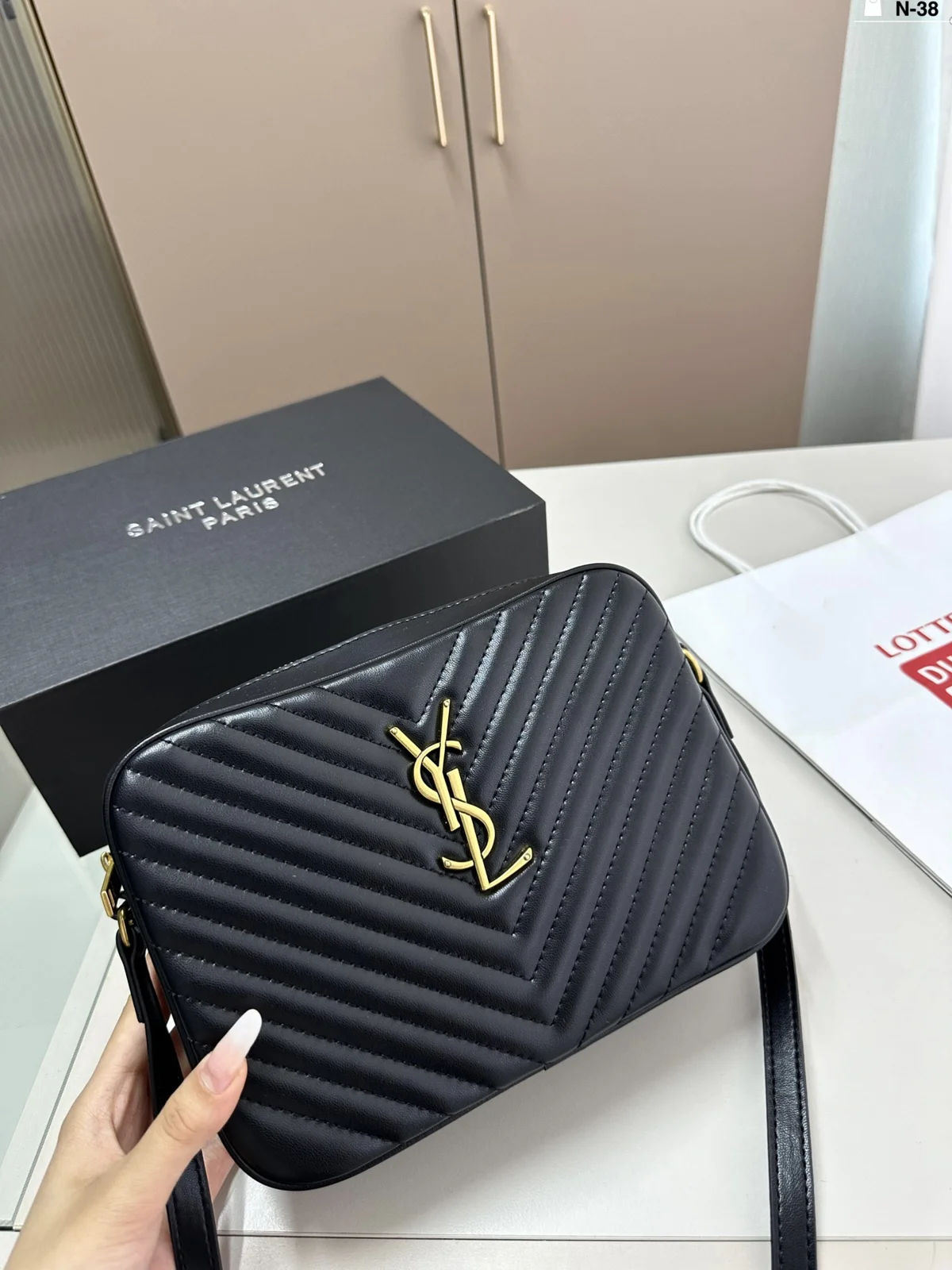 Yves Saint Laurent Bag