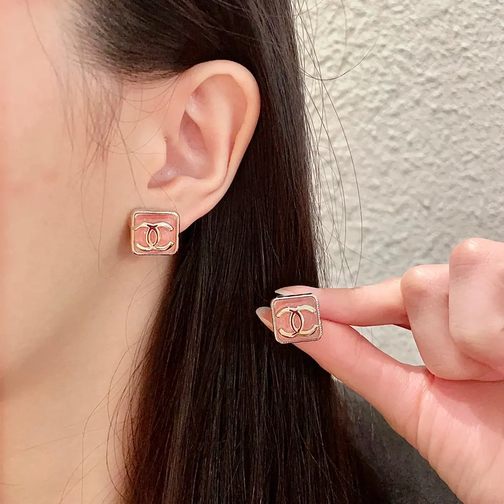 Chanel second-hand earrings
