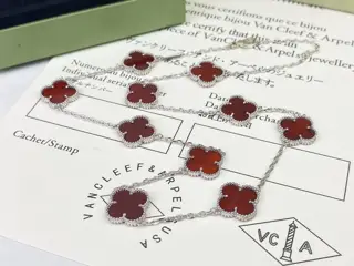 Van Cleef & Arpels Ten Flower Short Necklace Van Cleef & Arpels Vca Medium Ten Flower