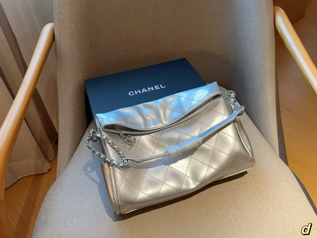 Chanel Hobo