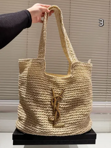 Yves Saint Laurent Tote