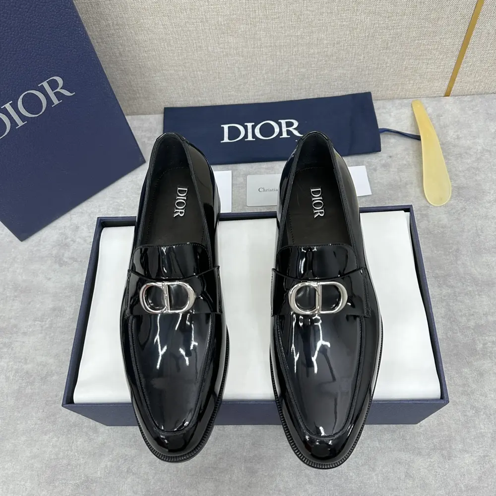 Dior TIMELESS Slip-On Loafers This loafer embodies classic elegance. Made from black