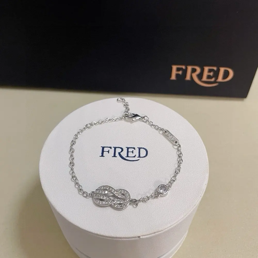 FRED pink diamond horseshoe clasp bracelet