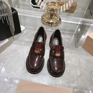 Miu Miu Miu’s new high-heeled coin loafersrecommend