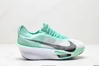New product release Nike Air Zoom Alphafly NEXT% adopts the design language of the previous FD8321-305
