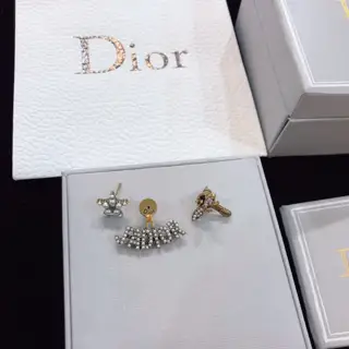 Dior new style golden retro classic bee CD letter JADIOR asymmetrical earrings