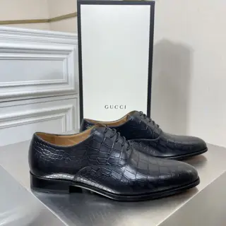 Gucci men’s lace-up shoes