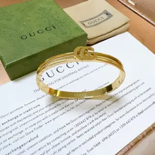Gucci bracelets are unique and charming. The latest bracelets are of higher quality. The