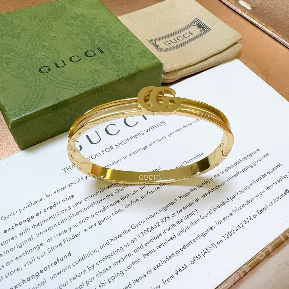 Gucci bracelets are unique and charming. The latest bracelets are of higher quality. The