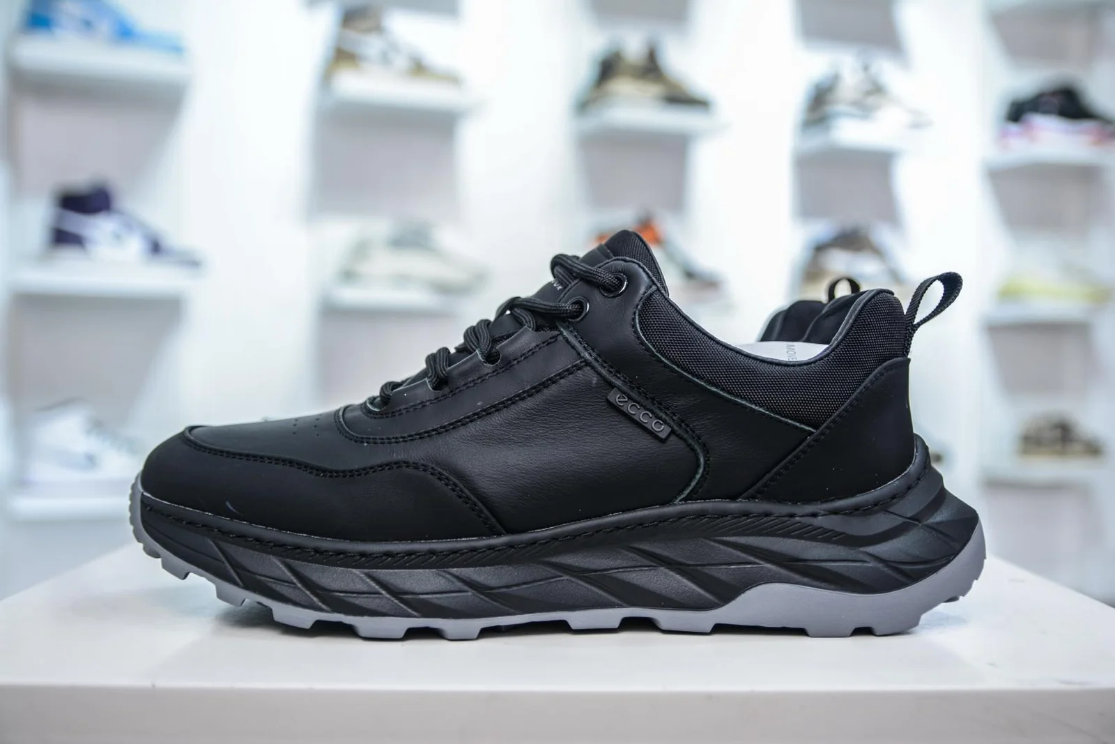 ECCO running shoes thick sole heightening dad shoes