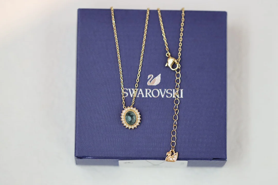 Swarovski Ink Blue Round Clavicle Necklace