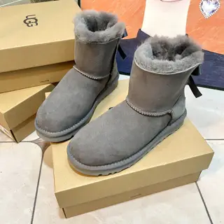 UGG classic upgraded basic style