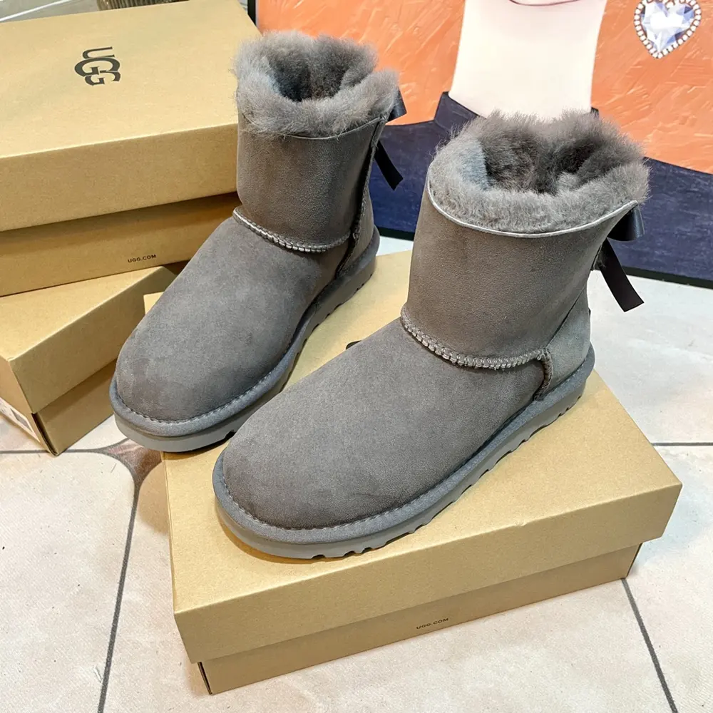 UGG classic upgraded basic style