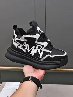 AMIRI’s latest embroidery and color matching bread casual sports shoes series〰