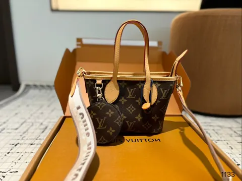 Louis Vuitton Neverfull