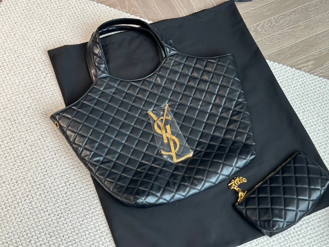 Yves Saint Laurent Bag