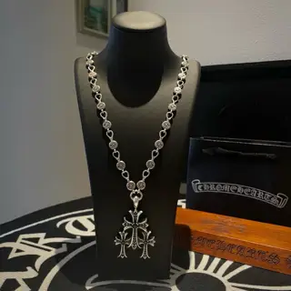 Chrome Hearts Vintage Horseshoe Print Cross Necklace Full Diamond Cross Pendant