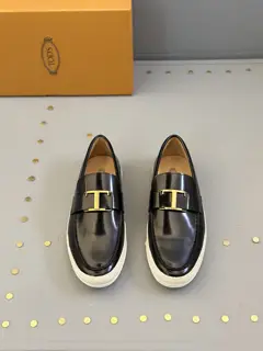 Tod’s Tod’s Men’s Leather Slippers