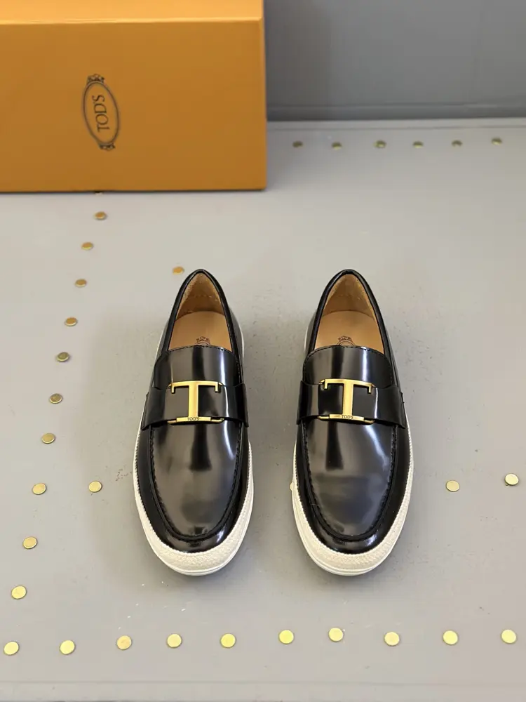 Tod’s Tod’s Men’s Leather Slippers