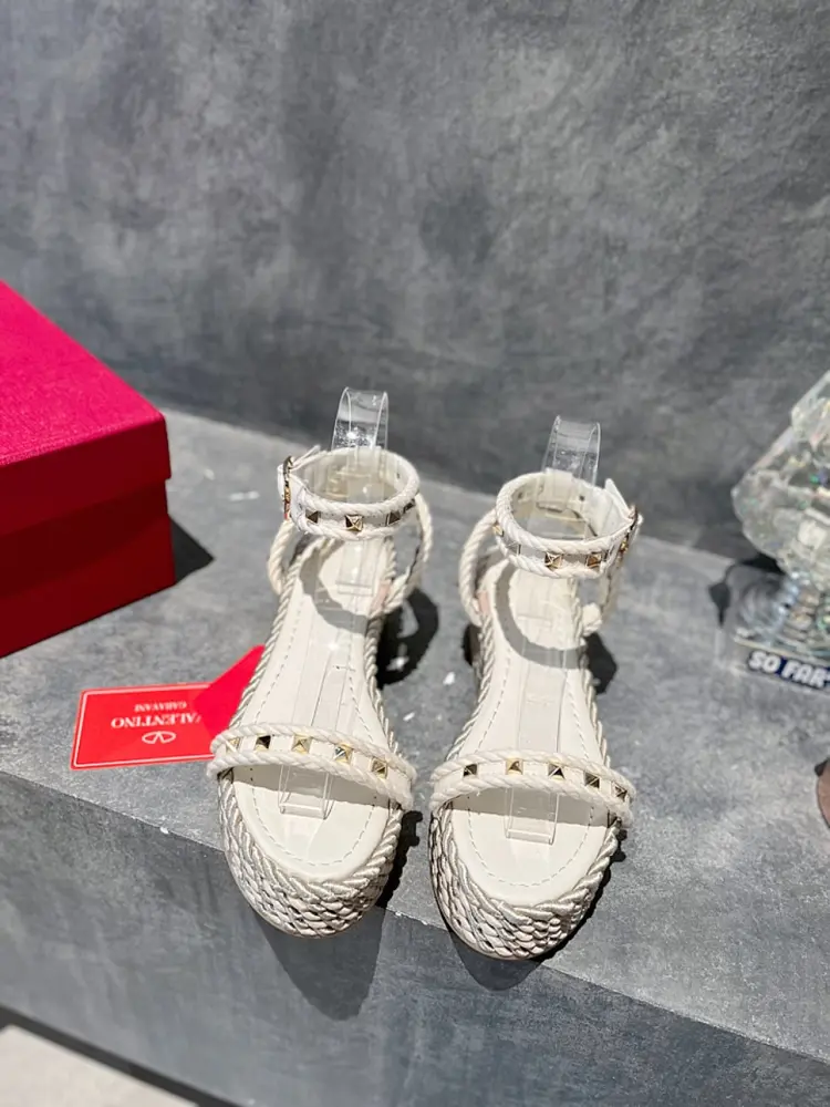 Valentino high version new rivet hemp rope woven wedge sandals for women. Original sports