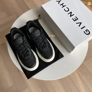Givenchy full-grain calfskin sneakers